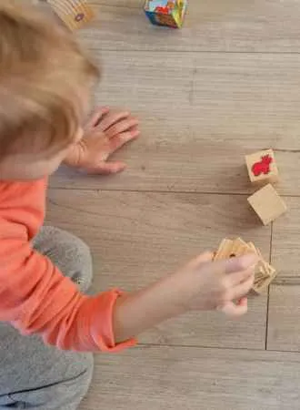 activity cubes for babies