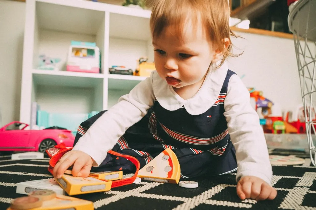 baby-playing-with-sensory-toys